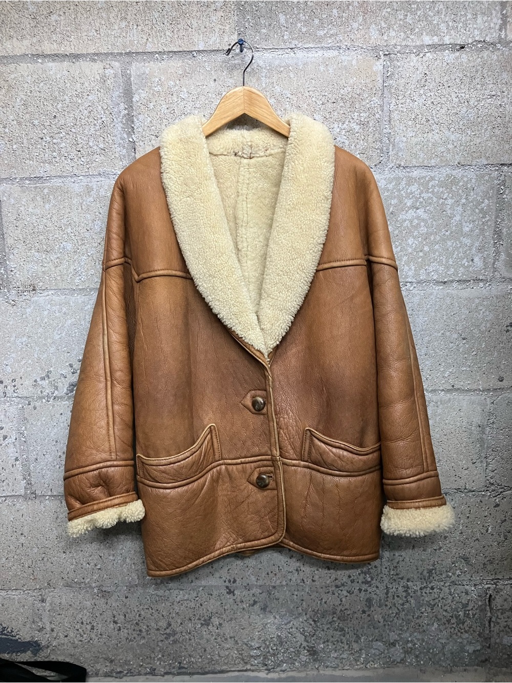 VINTAGE 1980s Tan Brown Leather Jacket with Cream Shearling Collar